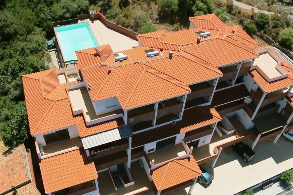 Pool & Garden
